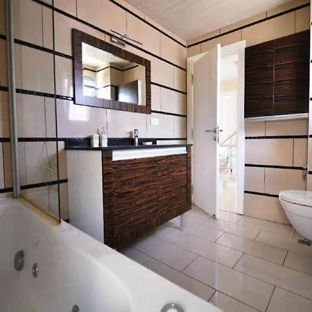 Sadev Turizm Golf Village Μπέλεκ